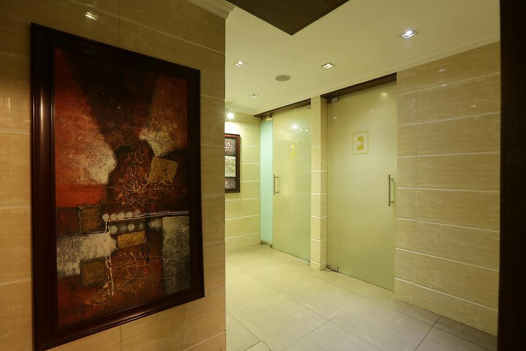 Hotel Corporate Regency à New Delhi Extérieur photo