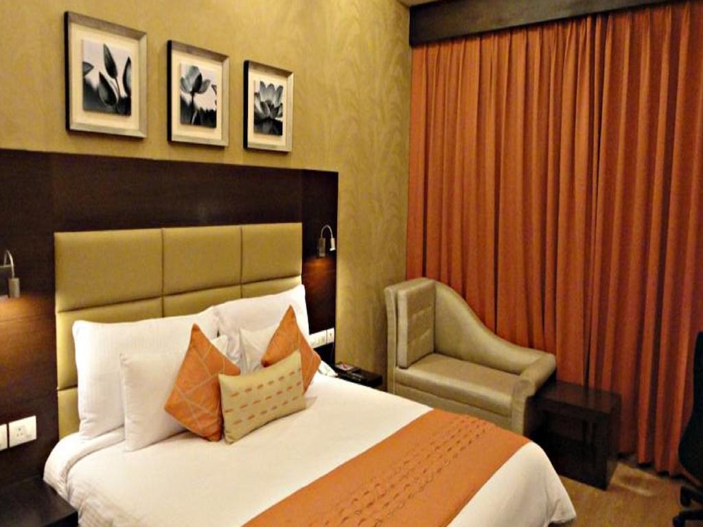 Hotel Corporate Regency à New Delhi Chambre photo