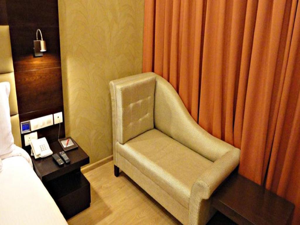Hotel Corporate Regency à New Delhi Chambre photo