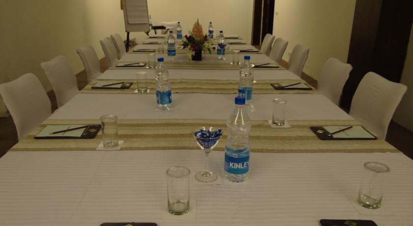 Hotel Corporate Regency à New Delhi Extérieur photo